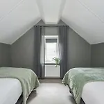 3 Bedroom Stunning In Dom wakacyjny Kerkdriel