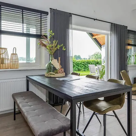 Сasa de vacaciones 3 Bedroom Stunning In Kerkdriel