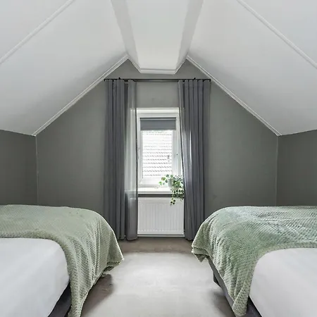 3 Bedroom Stunning In 펜션 Kerkdriel