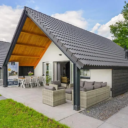 Awesome In With Kitchen Holiday home *